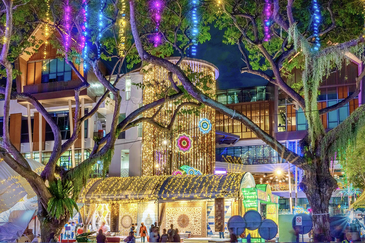 Festive Night Photowalk at Geylang Serai