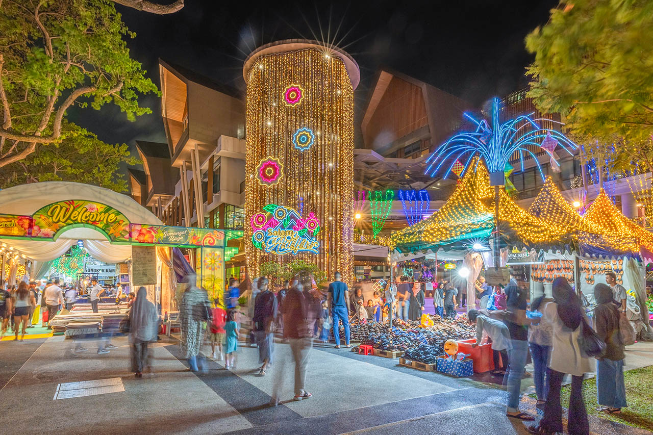 Festive Night Photowalk at Geylang Serai