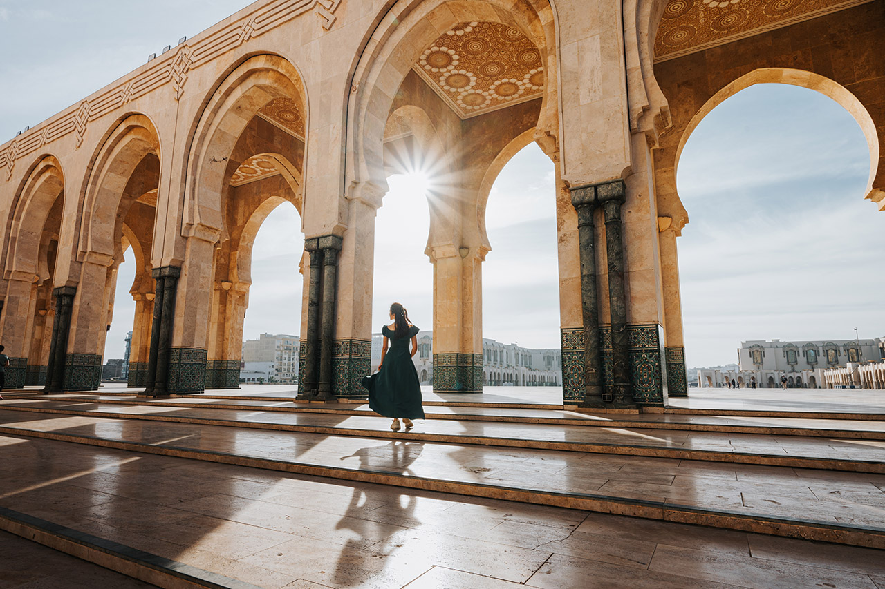 Beyond Postcards: Mastering Creative Travel Photography 