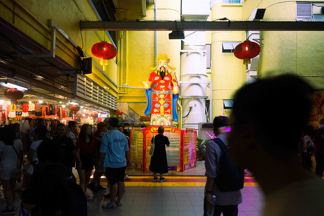 Chinese New Year Vibes in Chinatown After Dark 