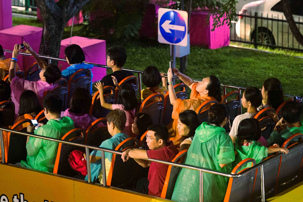 Chinese New Year Vibes in Chinatown After Dark 